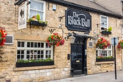 Large 4 Bedroom Home In Boston Spa Village In-Between York, Harrogate And Leeds, Sleeps 9 بيت للعطل